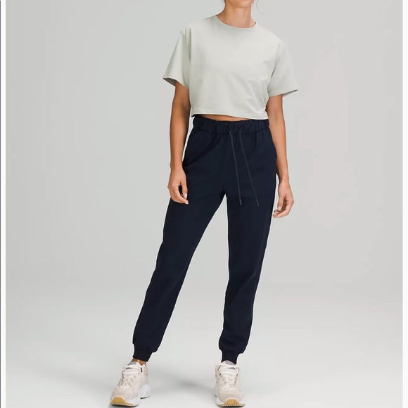 COPY - Lululemon Stretch High-Rise Jogger Full Length size 2 - Picture 1 of 5